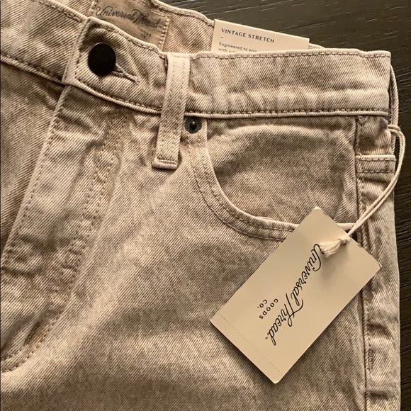 Universal Thread Vintage Straight Jeans 